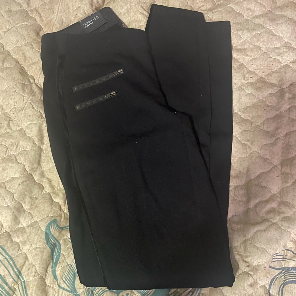 Inc Macy’s brand pull on ponte pants with velvet stripe 0 curvy fit